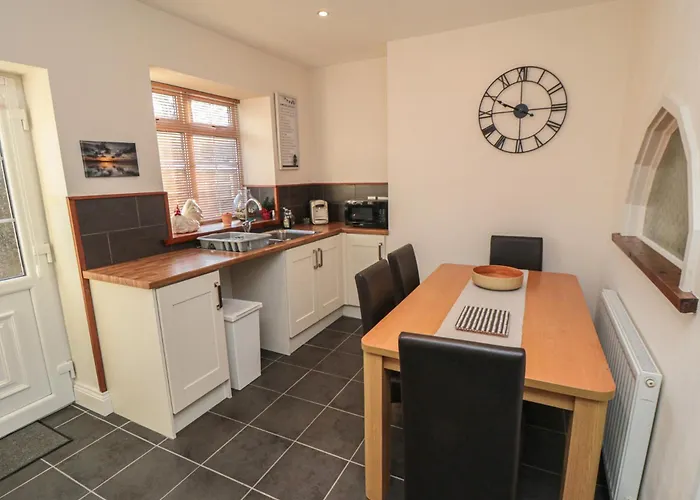 Cliffe * ソルトバーン・バイ・ザ・シー